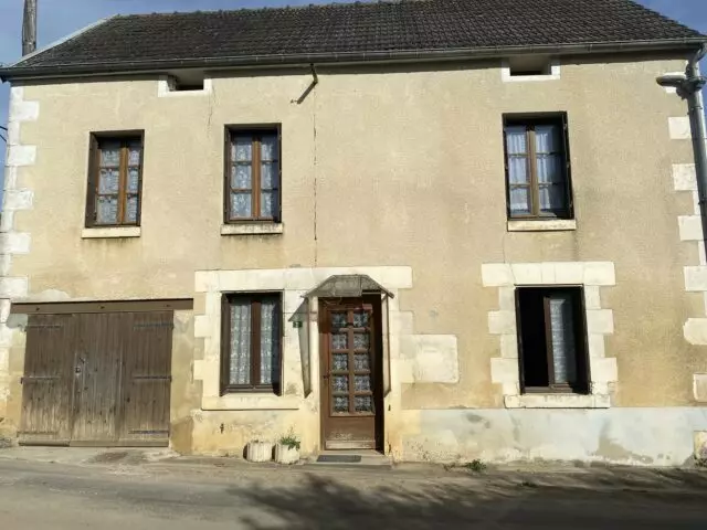 Photo 1 du bien Maison – 75 m² – 4 pièces à Coulangeron 89580