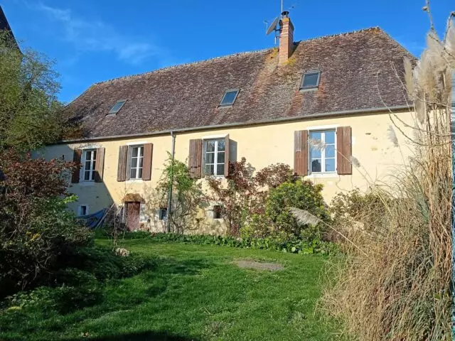 Photo 16 du bien Propriete – 482 m² – 17 pièces Sury-en-Vaux 18300 Cher