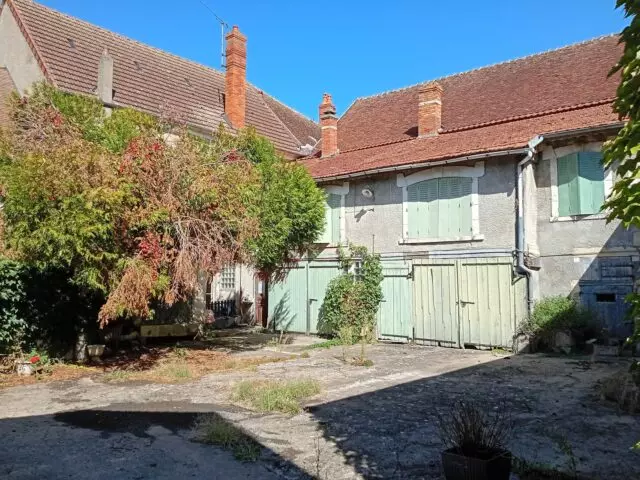 Photo 21 du bien Maison de village – 202 m² – 7 pièces Étais-la-Sauvin 89480